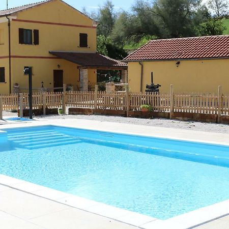 Agriturismo Fattoria Del Colle Jesi Eksteriør billede