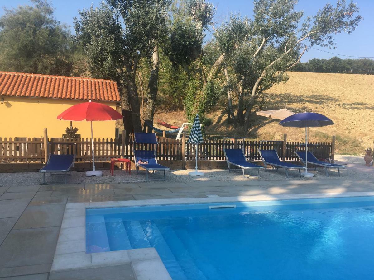 Agriturismo Fattoria Del Colle Jesi Eksteriør billede