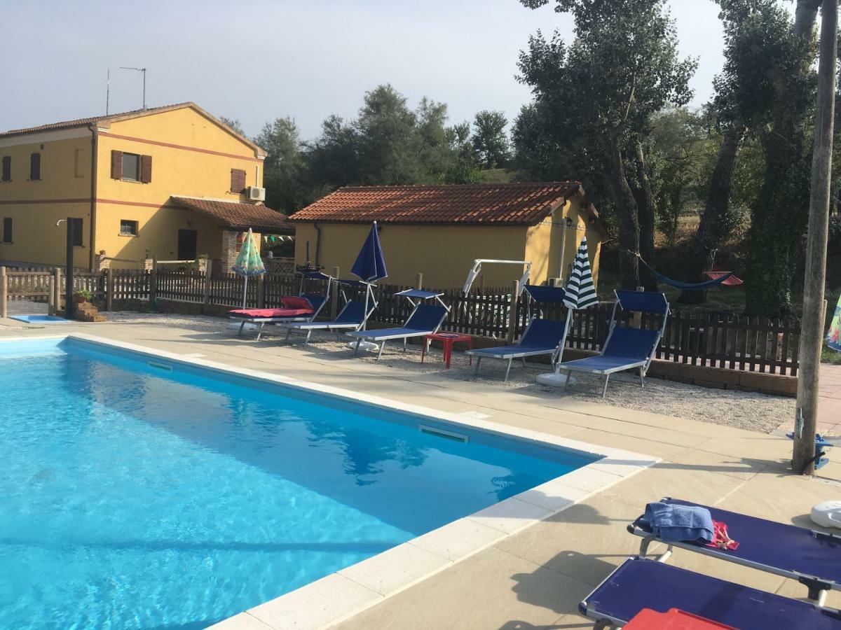 Agriturismo Fattoria Del Colle Jesi Eksteriør billede